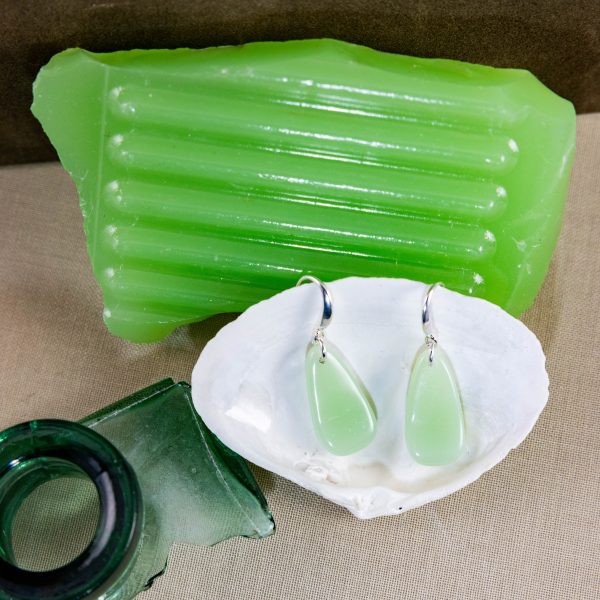 Peaceful Jade Dew Drops
