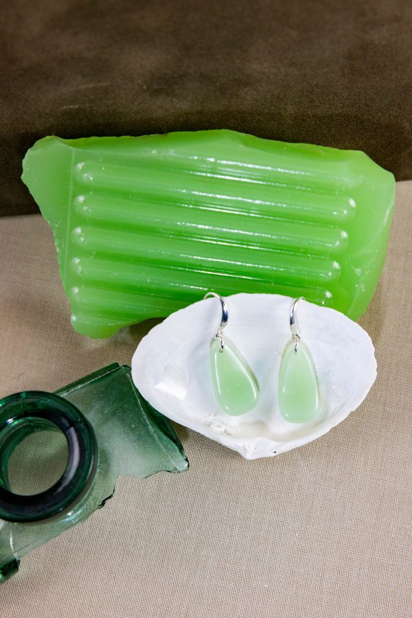Peaceful Jade Dew Drops