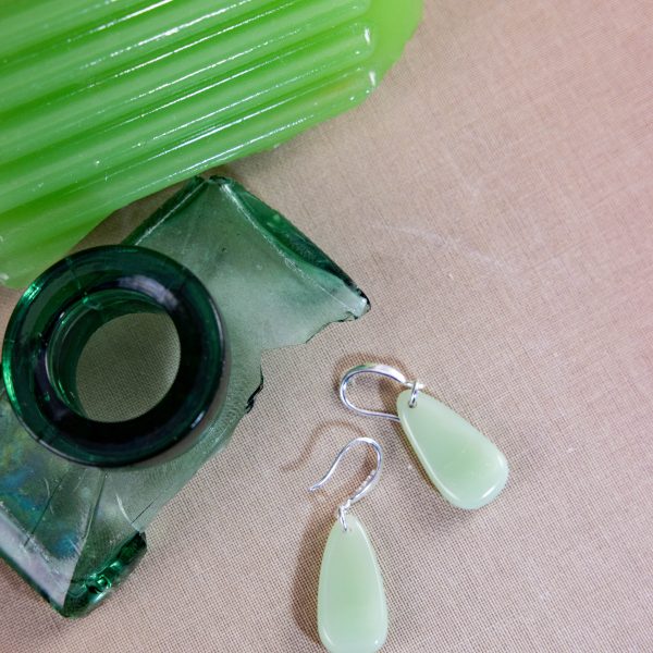 Baby Jade Glass Droplets